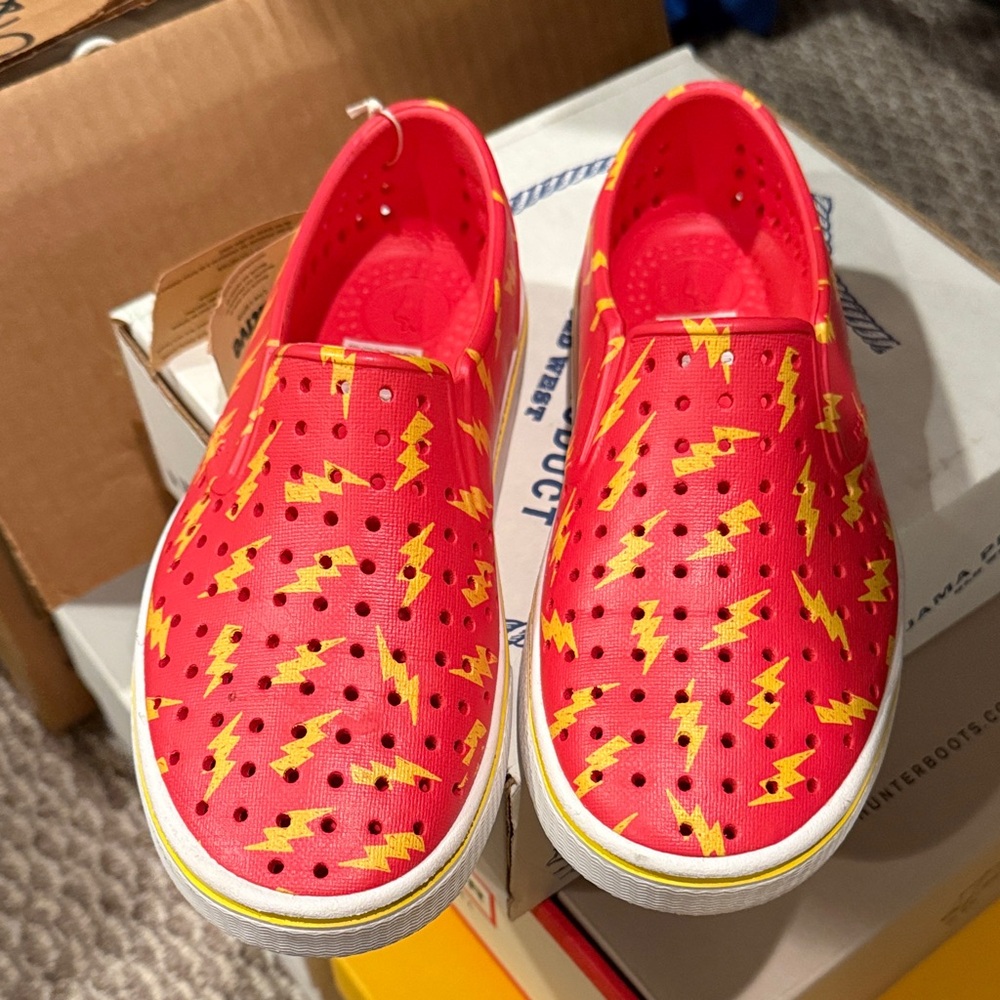 Native Miles Kids Red and Yellow Lightning Sneakers (new)